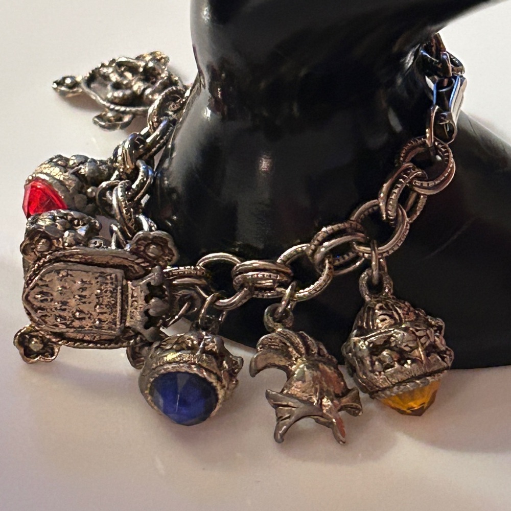 Fabulous Vintage SOLDIER SHIELD rhinestone Fob Charm Bracelet